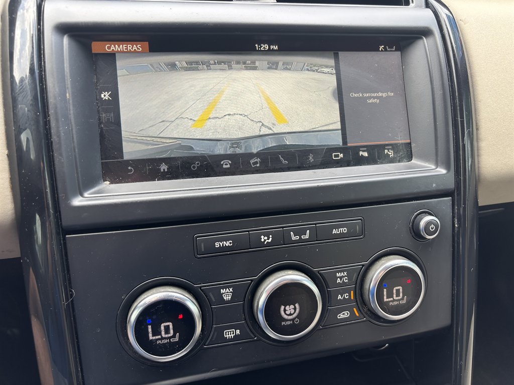 2020 Land Rover Discovery SE - Photo 12