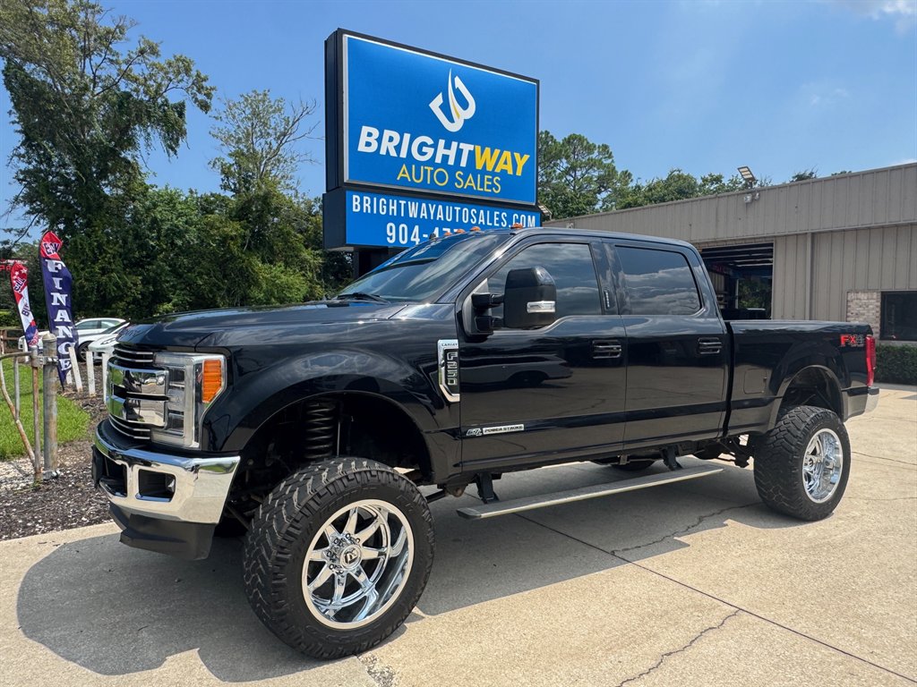 2019 Ford F-250 Super Duty Lariat's photo