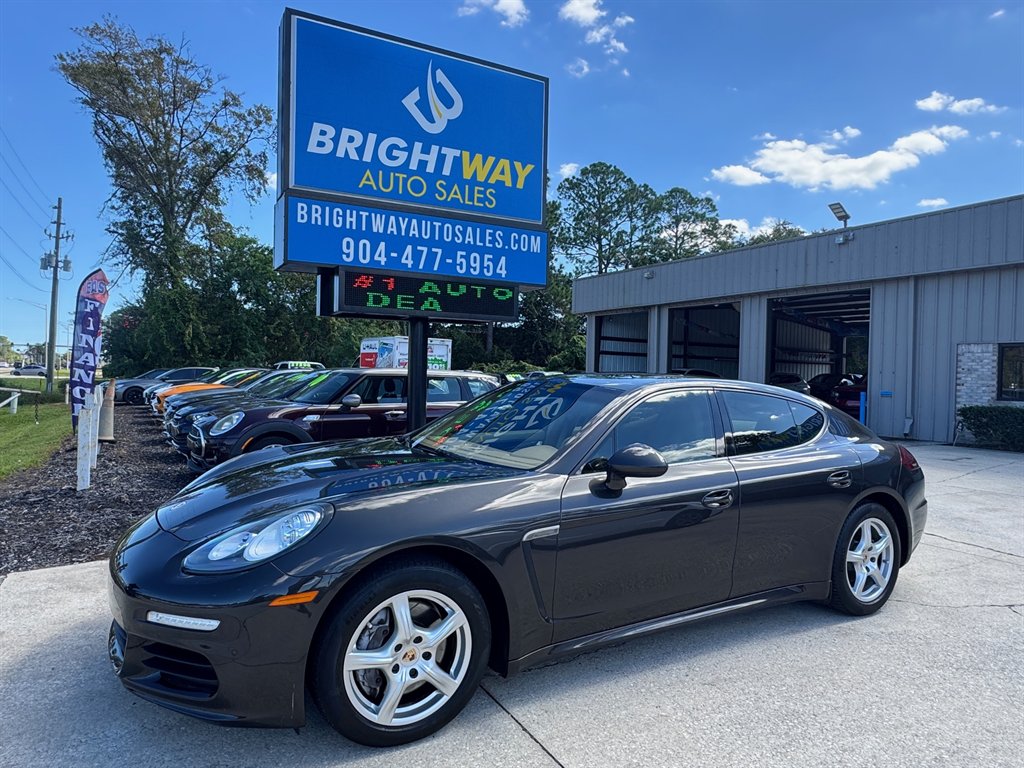 2014 Porsche Panamera Base's photo